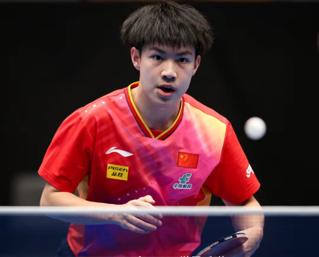 关于DK鏖战V5，Gumayusi团战一打五焦点之战八强赛，留下经典瞬间的信息