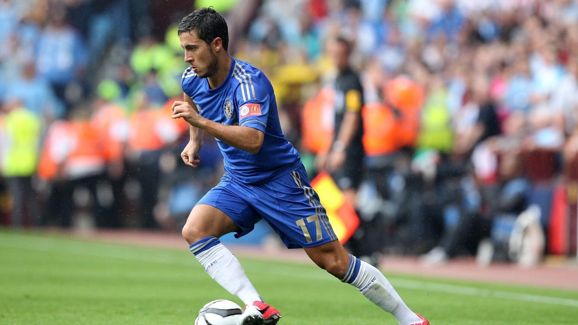 跨界奇迹，鹈鹕翻盘广东队，约基奇统治全场—当篮球世界线意外收束